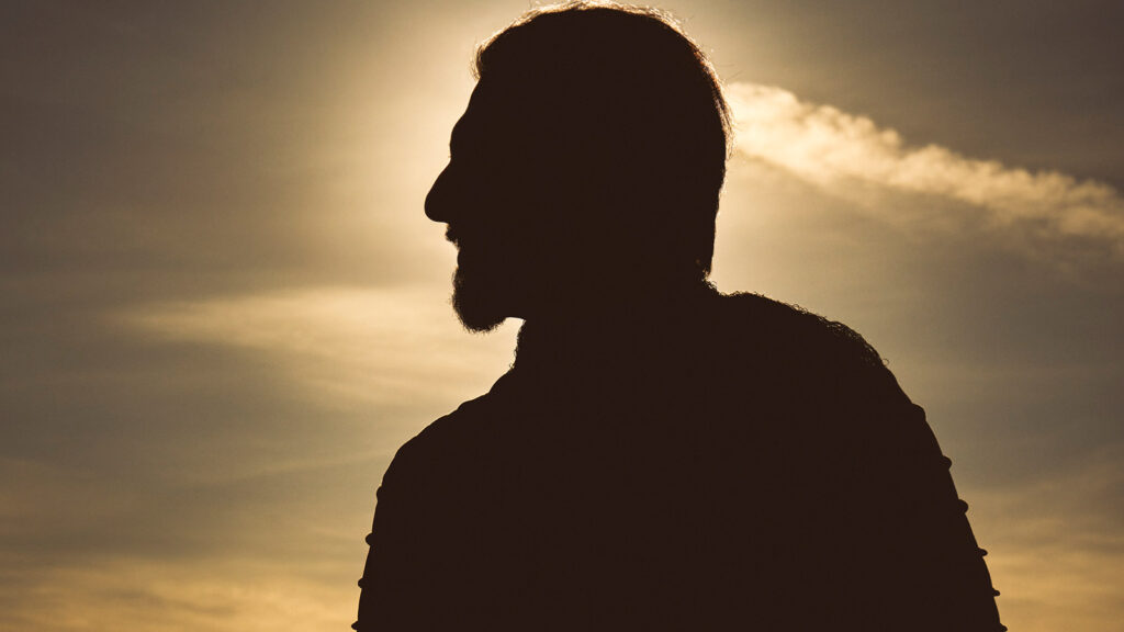 Silhouetter of ben Taylor